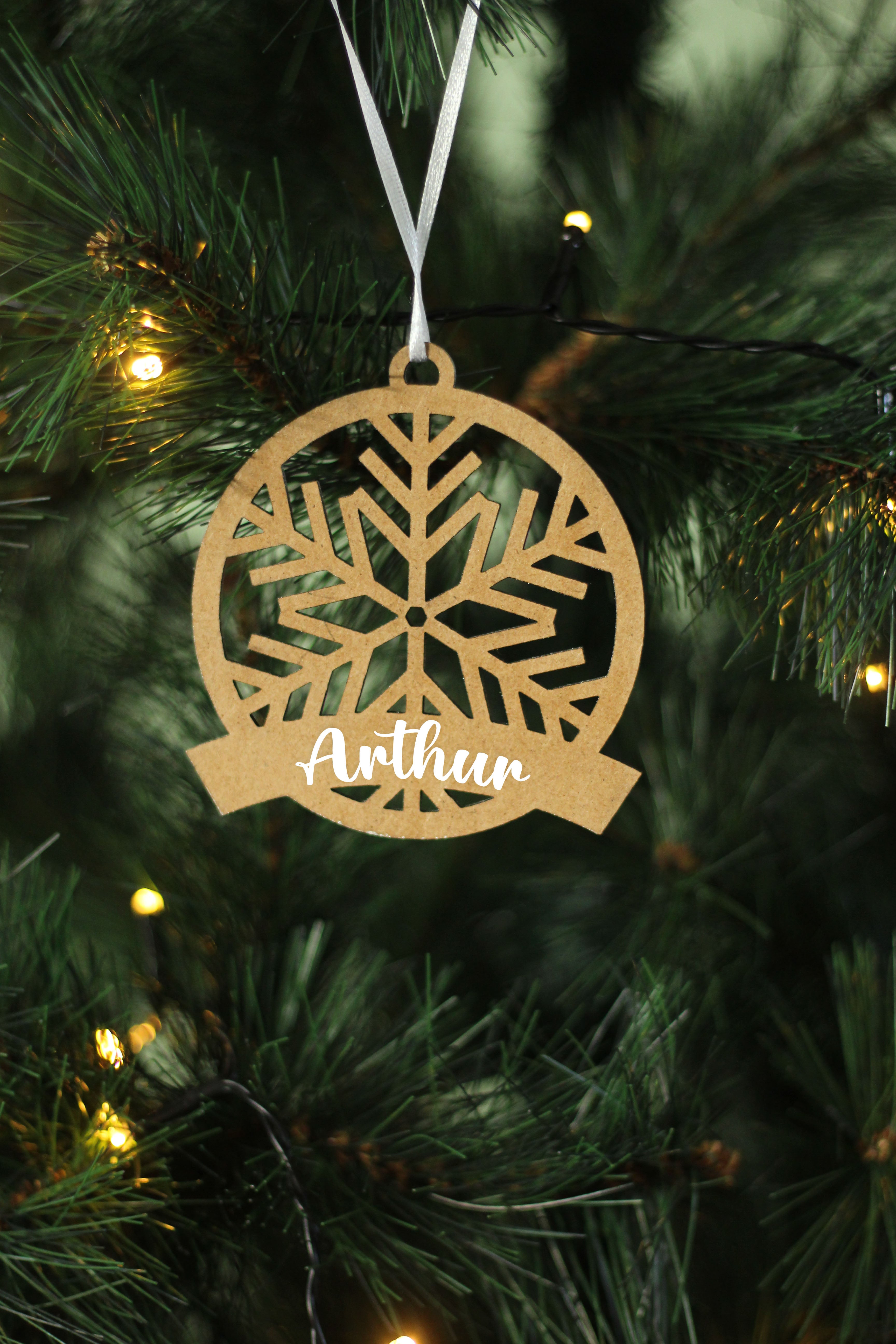 Boule de Noël en bois personnalisée - Flocon